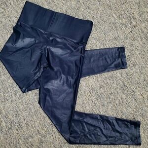 Carbon38 High Rise Takara Shine 7/8 Leggings M